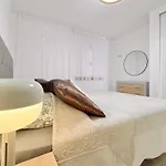 Playa Del Duque Beachside - Renovated 1br Pd1 阿德耶