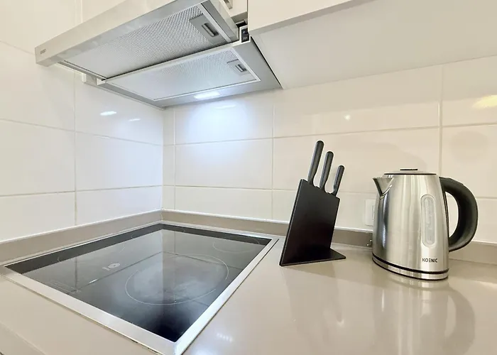 Playa Del Duque Beachside - Renovated 1br Pd1 Costa Adeje (Tenerife)