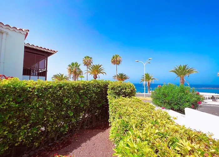 Playa Del Duque Beachside - Renovated 1br Pd1 Apartment