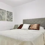 Playa Del Duque Beachside - Renovated 1br Pd1 Апартаменты *