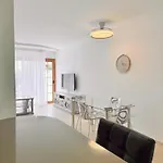 Playa Del Duque Beachside - Renovated 1br Pd1 Апартаменты Адехе