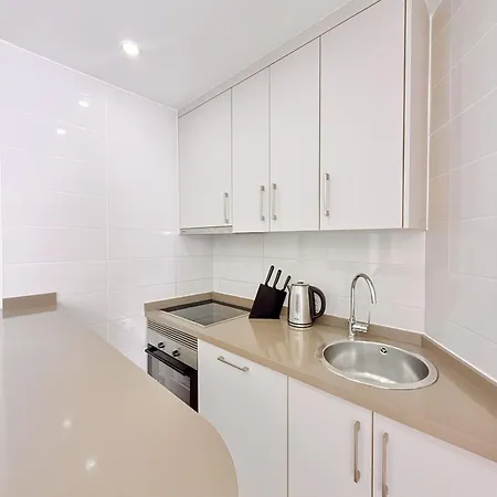 Playa Del Duque Beachside - Renovated 1br Pd1